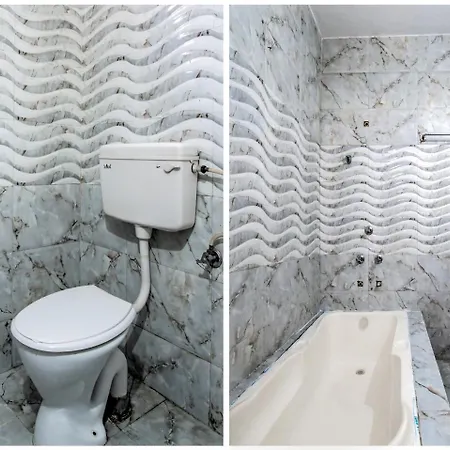 Oyo 26461 Gulmohar Palace