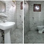 Oyo 26461 Gulmohar Palace Hotel Sonpur