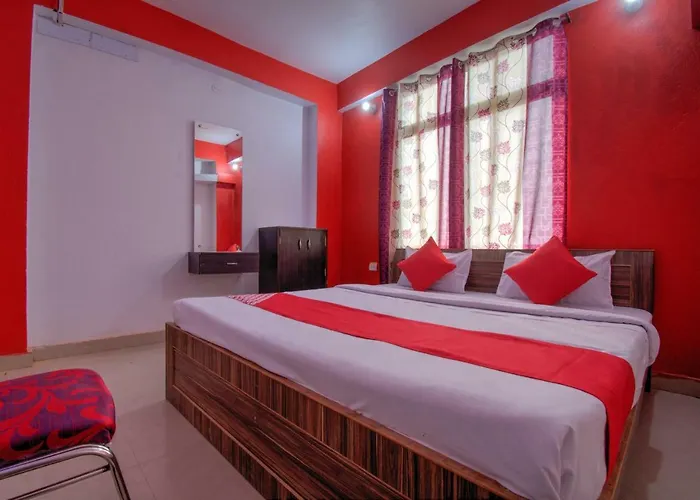 Oyo 26461 Gulmohar Palace Hotel 3*