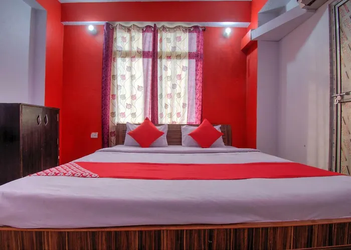 Hotel Oyo 26461 Gulmohar Palace